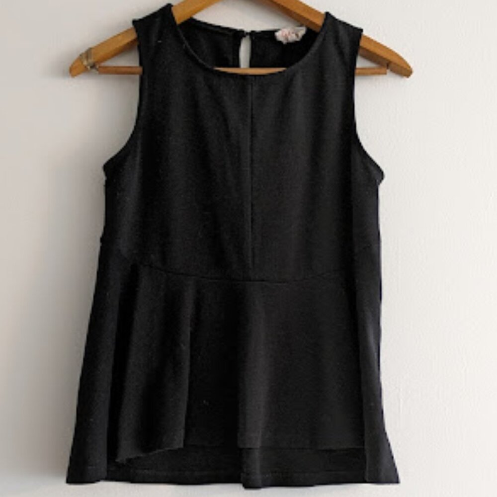 Deletta Black Sleeveless Peplum Blouse Size S